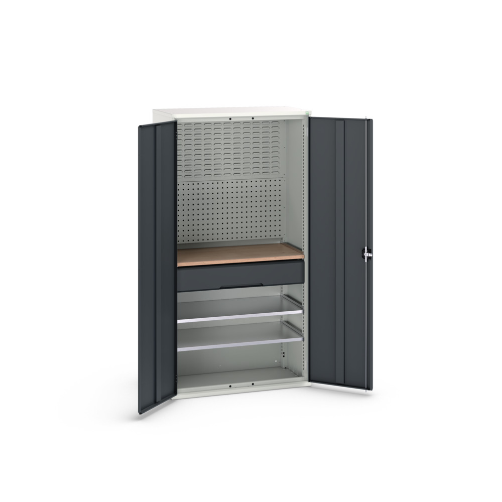 16926570. - verso kitted cupboard