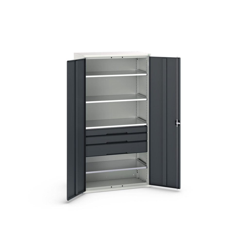 16926575.&#x20;-&#x20;verso&#x20;kitted&#x20;cupboard