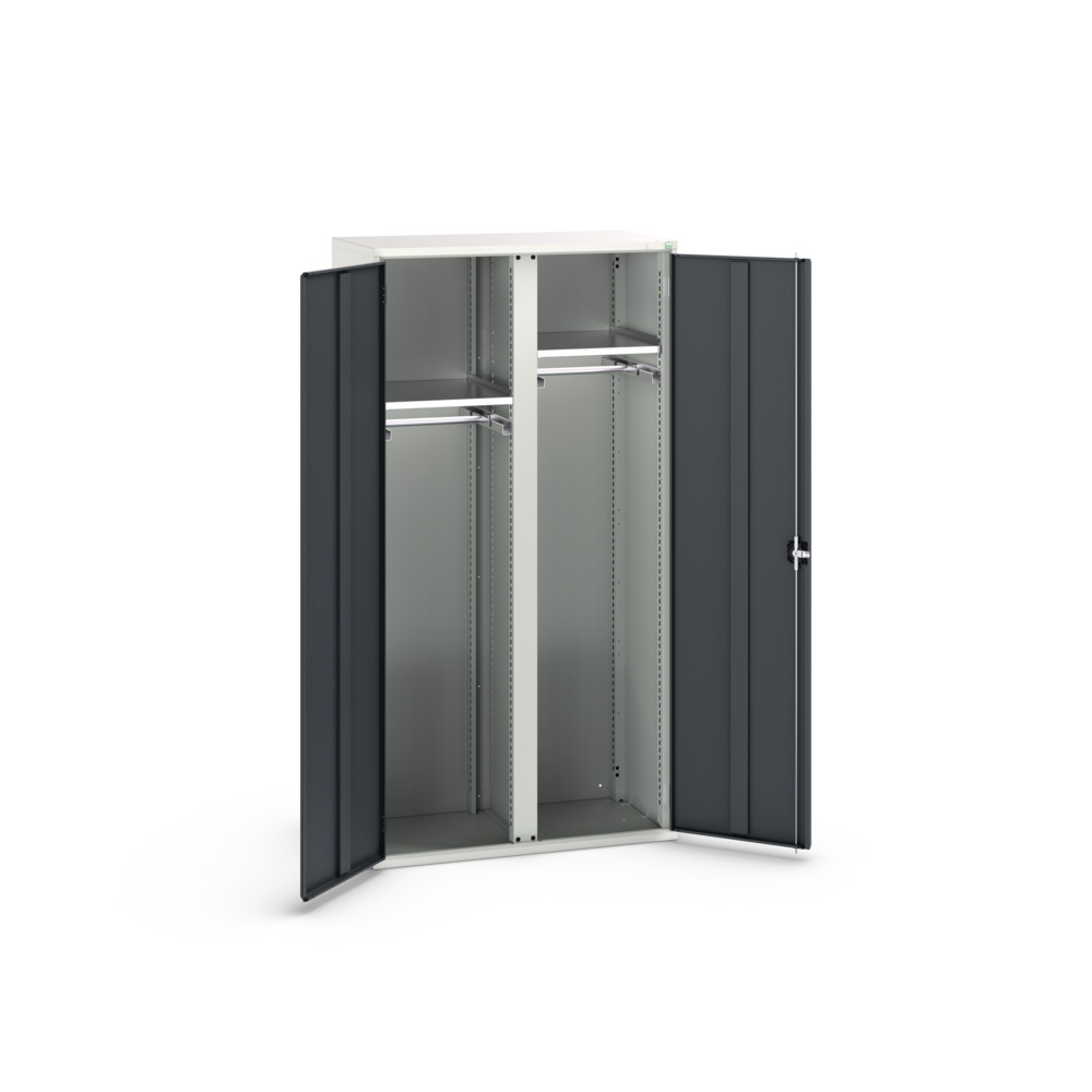 16926578. - verso kitted cupboard