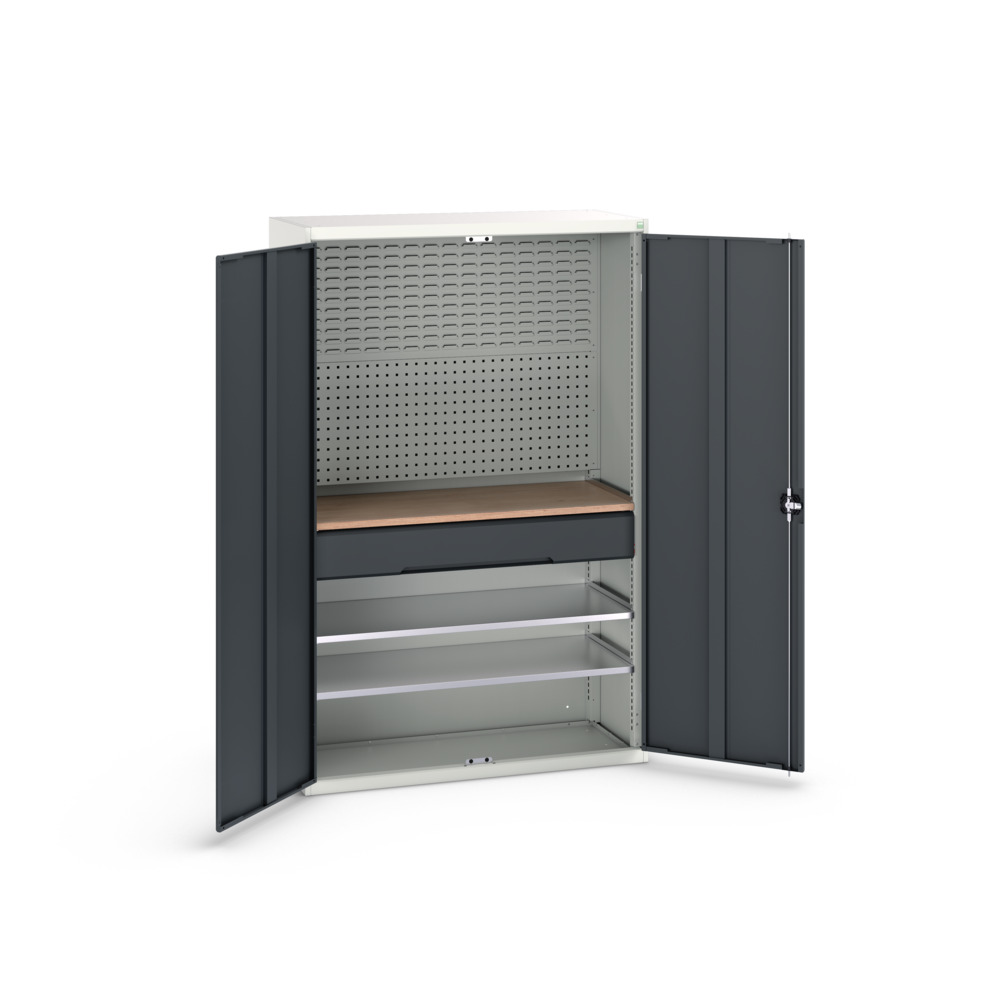 16926592. - verso kitted cupboard