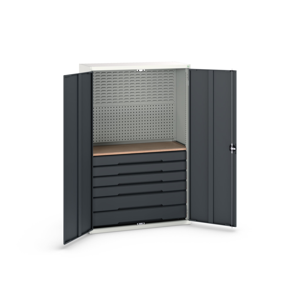 16926595. - verso kitted cupboard